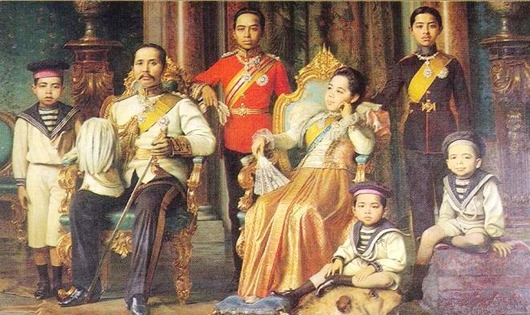 [King_Chulalongkorn_and_Family%255B3%255D.jpg]