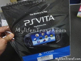 New Play Station 4 2 New Play Station 4 2