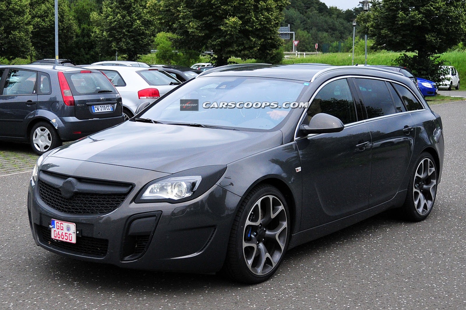 2014-Opel-Insignia-OPC-FL-03%25255B4%252