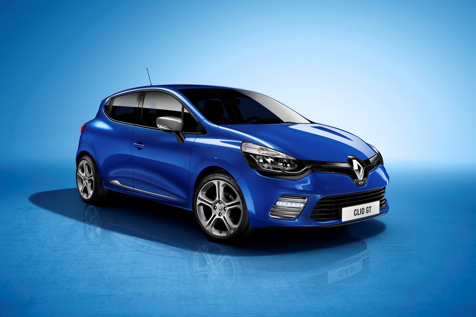 [Renault-Clio-GT-4%255B2%255D.jpg]