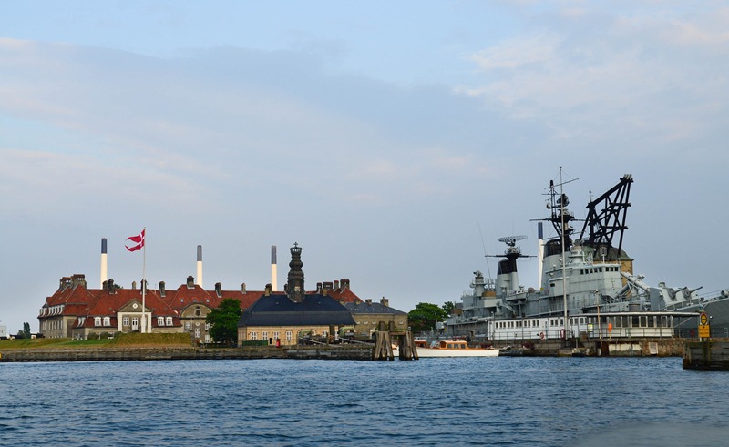 [Copenhagen-boat-tour133.jpg]