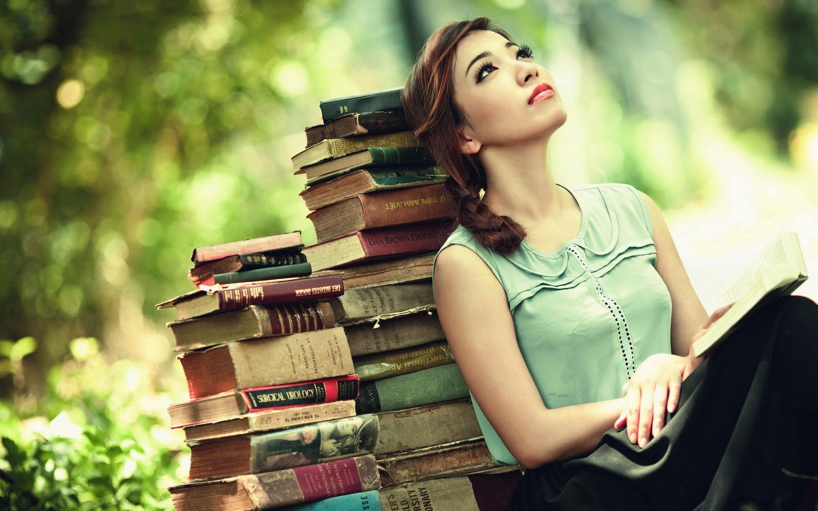 30 Things Only Booklovers Can Relate To Image result for reading books images