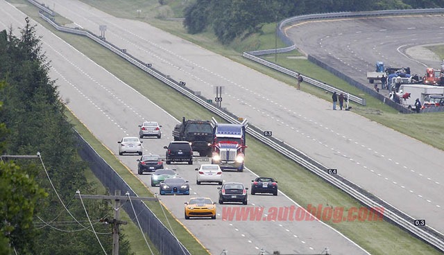 Transformers 4 Set Video Features a Revamped Bumblebee and Optimus Prime 05