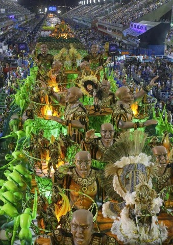 [brazilian-carnival-fun-047%255B2%255D.jpg]