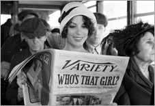 The-Artist_Bérénice-Bejo-cloche-mid_Image-credit-Warner-Bros.-France