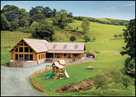 Holiday Accommodation with Kids Facilities
