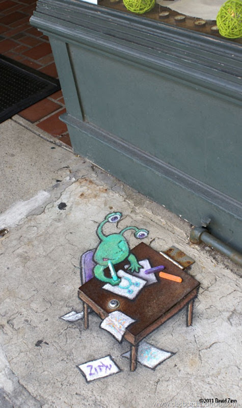 arte-com-giz-de-rua-calcada-david-zinn-desbaratinando (4) arte-com-giz-de-rua-calcada-david-zinn-desbaratinando (4)