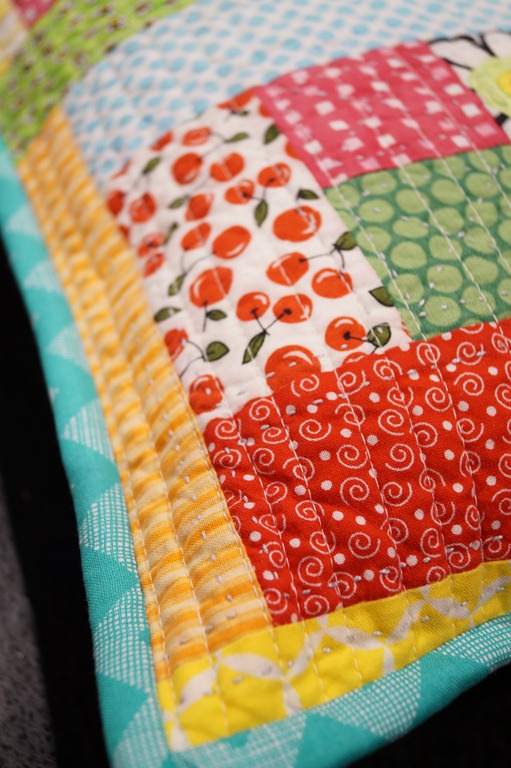 [Scrappy%2520Cushion%2520Makeover%2520-%2520Quilting%255B5%255D.jpg]