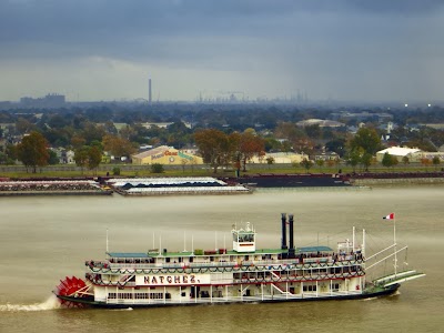 Old riverboat IMAGE_460.jpg