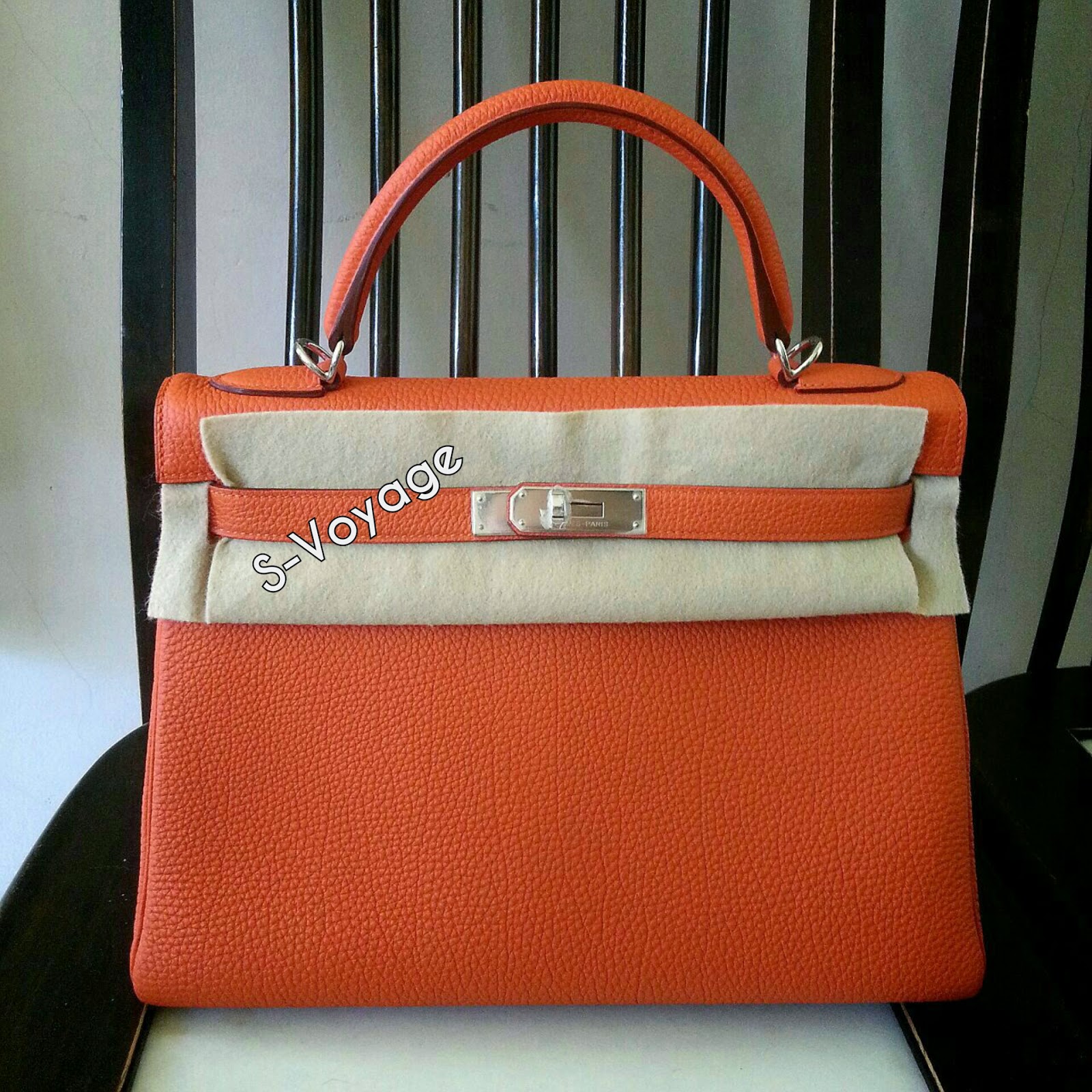 hermes feu color