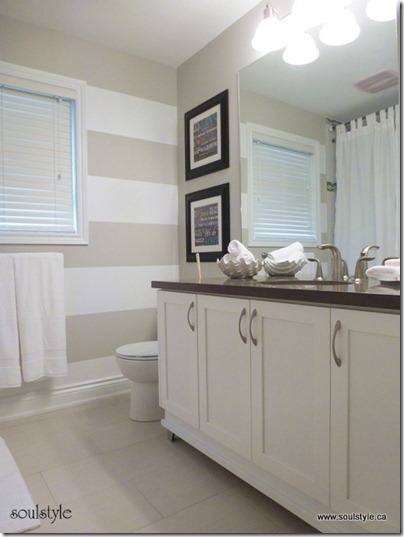 Stripes-on-wall-Main-bath