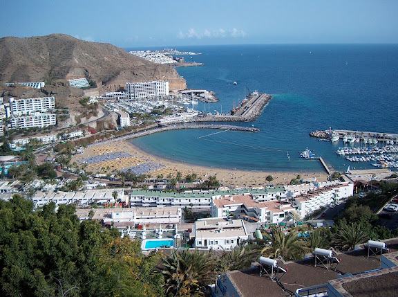 Panoramic view over Puerto Rico harbor