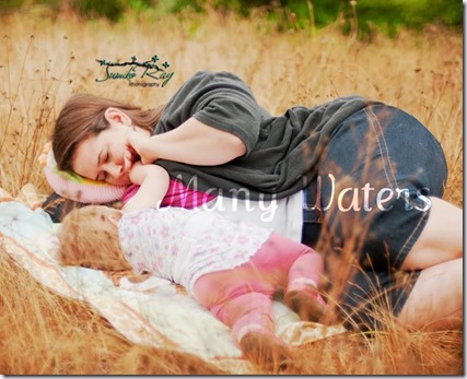 Many Waters Breastfeeding laying down Many Waters Breastfeeding laying down