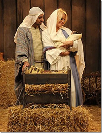 pamela-anderson-maria