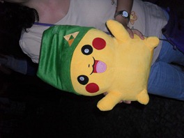 Até o Pikachu foi homenagear The Legend of Zelda! SDC10520_2