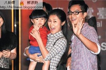 胡諾言與太太陳琪一家三口幸福滿溢。 資料圖片
