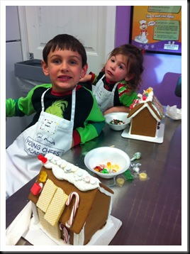 gingerbread decorating