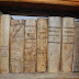Detall de llibres antics