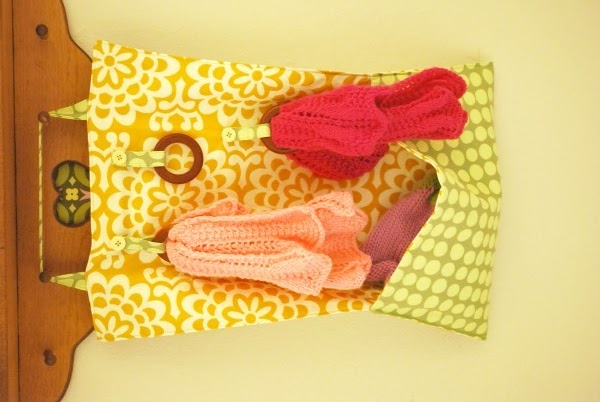 [CraftTutorial%2520ScarfOrganizer%255B4%255D.jpg]