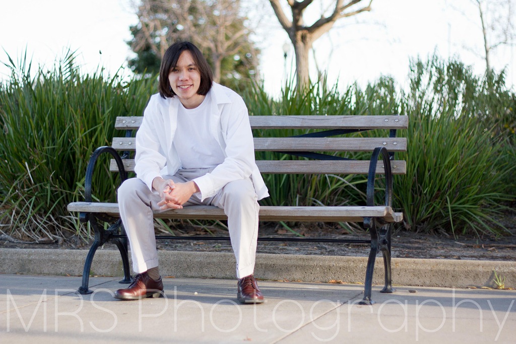 [Solano%2520County%2520Senior%2520Portraits%2520%25281%2520of%25206%2529%255B4%255D.jpg]