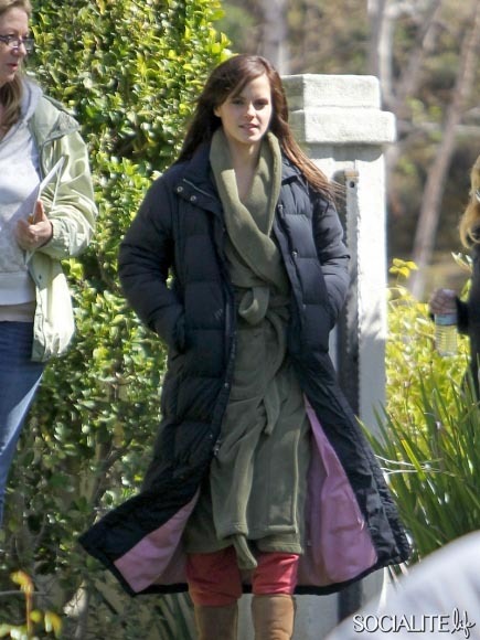emma-watson-bling-ring-set-03202012-02-435x580