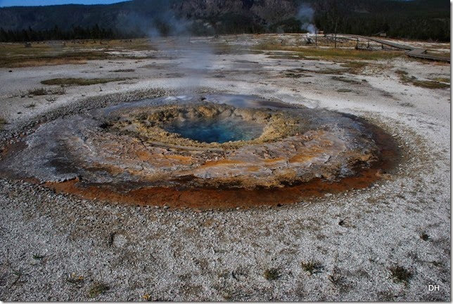 08-11-14 A Yellowstone National Park (203)