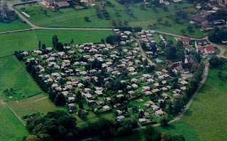Der Campingplatz Eudenbach. Luftaufnahme aus dem Jahr 2000.