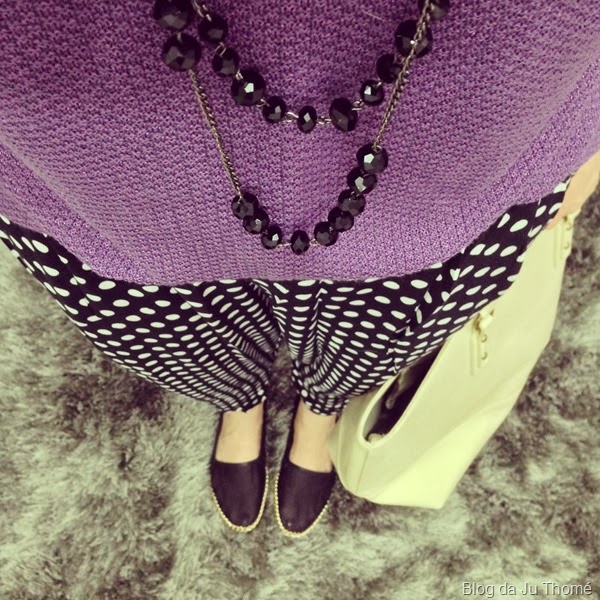 look tricô roxo e calça estampada (2) look tricô roxo e calça estampada (2)