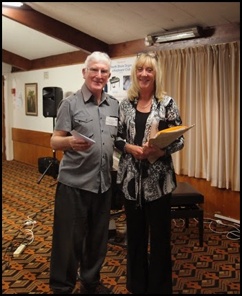 Club President, Gordon Sutherland, thanking Louise Lamb for her magnificent concert. Photo courtesy of Dennis Lyons.