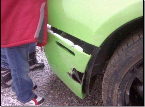 Homem ganha uma Lamborghini e bate logo depois (4)