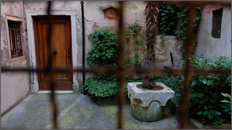 Calle_larga_dei_boteri_5119.jpg Calle larga dei boteri 5119