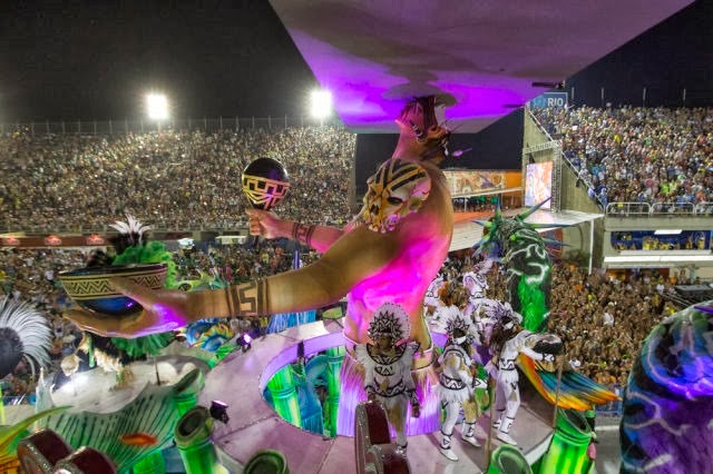 [brazilian-carnival-fun-016%255B2%255D.jpg]