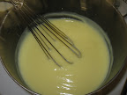 After about 8 minutes the mixture thickens up to 