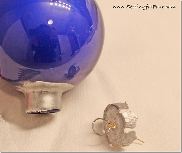DIY Ombre Christmas Ornament from Setting for Four #Christmas #DIY #Tutorial #Ombre #Ornament