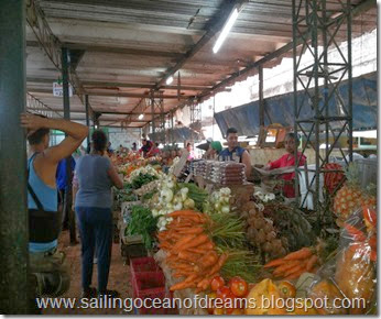Fresh produce Mrkt, La Havana (moneda nacional only) 20140115_162717b
