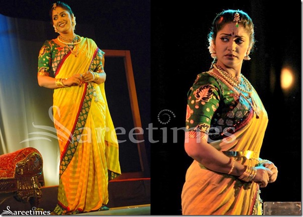 Jhansi_Yellow_Saree