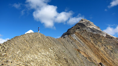  &ndash; Point to the Summit of Mt. Carnarvon