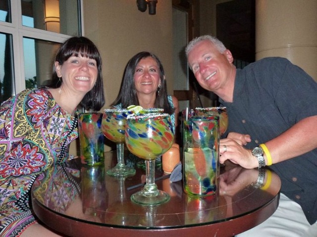 [margaritas%2520and%2520friends%255B2%255D.jpg]