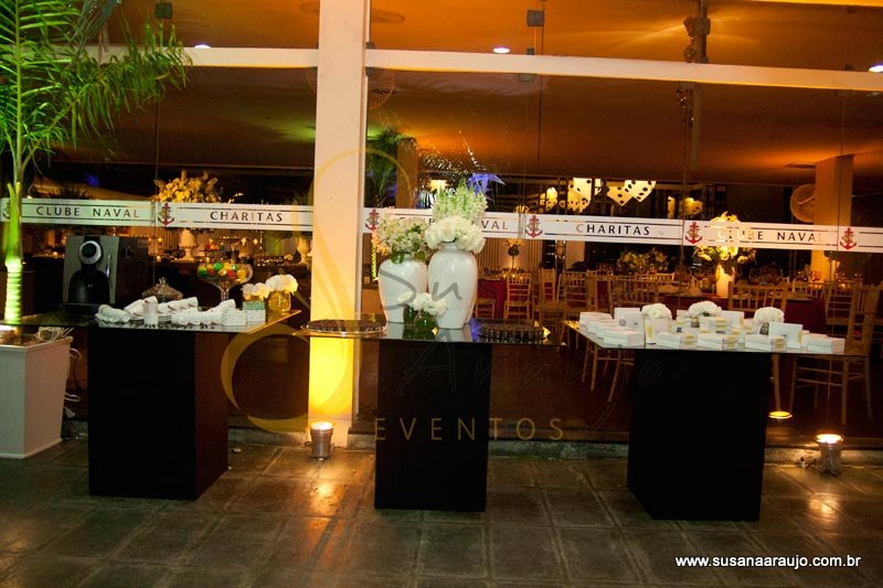 Fotos de Claudio 50 anos. Foto numero 0146 da cerimonialista Susana Araújo, que faz cerimonial de casamentos, cerimonial de eventos, cerimonial de festas, cerimonial de 15 anos, cerimonial de bodas, cerimonial de eventos sociais, cerimonial de aniversários, decoração de casamento, decoração de festas de 15 anos, decoração de eventos sociais, decoração de aniversários, buffet de casamento, buffet de 15 anos, buffet festas, buffet eventos e assessoria cerimonial em Niterói, RJ, no Rio de Janeiro e em outras cidades do estado do Rio. cerimonial casamento cerimonialista eventos rio casamentos niteroi festa niterói rj buffet 15 anos festas de janeiro foto decoração igreja decorações no abc doces p