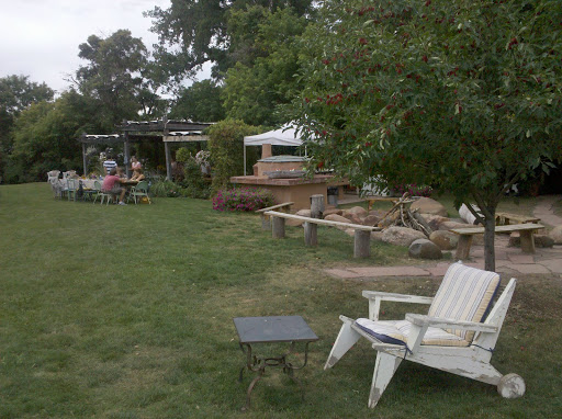 This makes me want to kick back, relax, and go live on a farm.