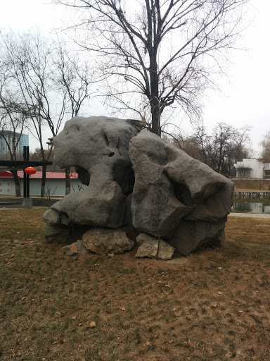 大怪石