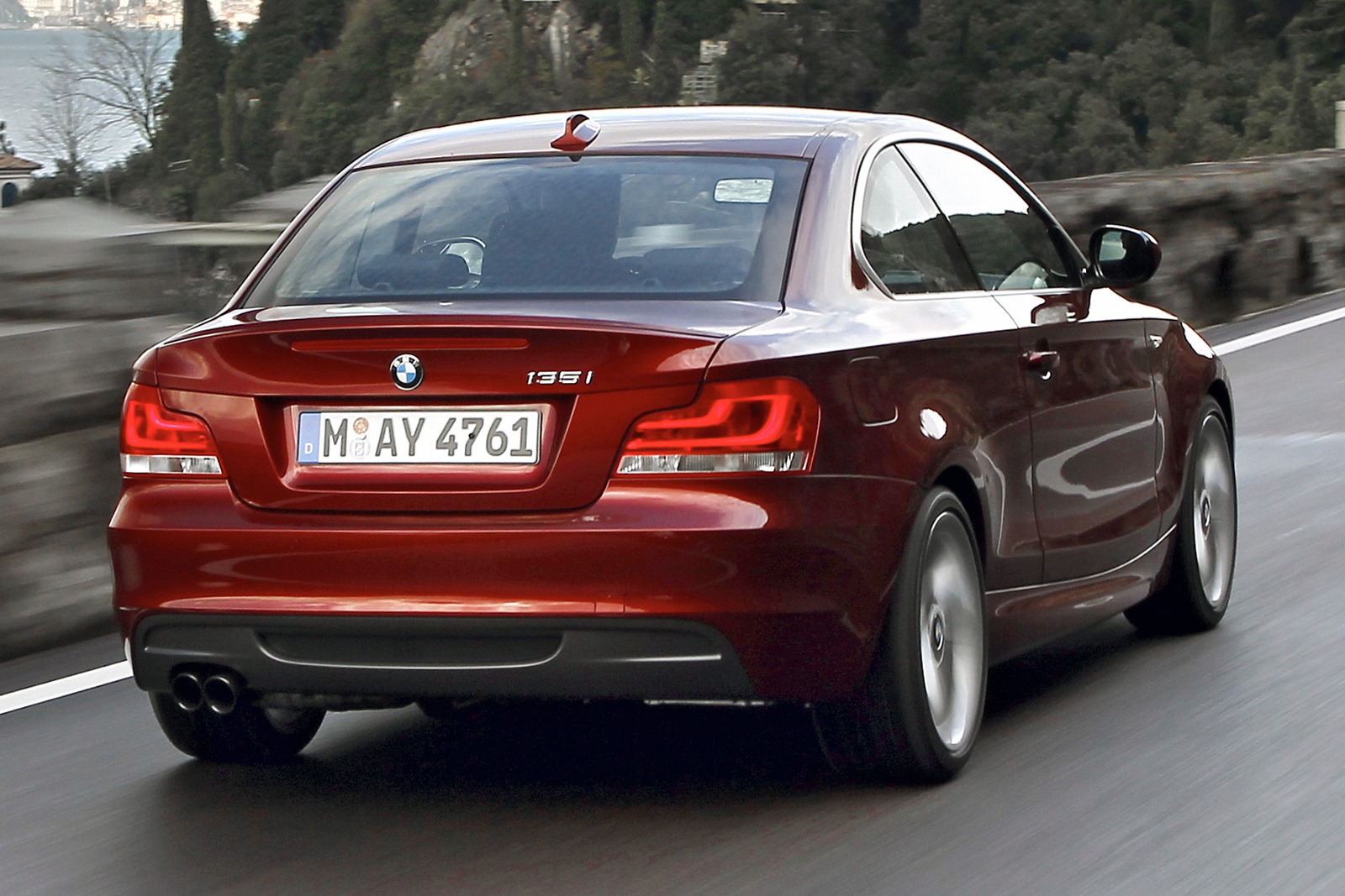 [View-5-BMW-1-Series-Coupe%255B3%255D.jpg]