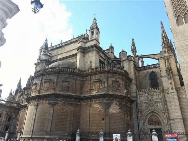 [20131128_Catedral-de-Sevilla-Small3.jpg]
