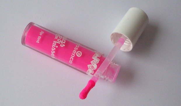 Essence Hugs Kisses Lip Tint Essence Hugs Kisses Lip Tint