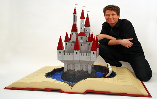 nathan_sawaya_lego_castle