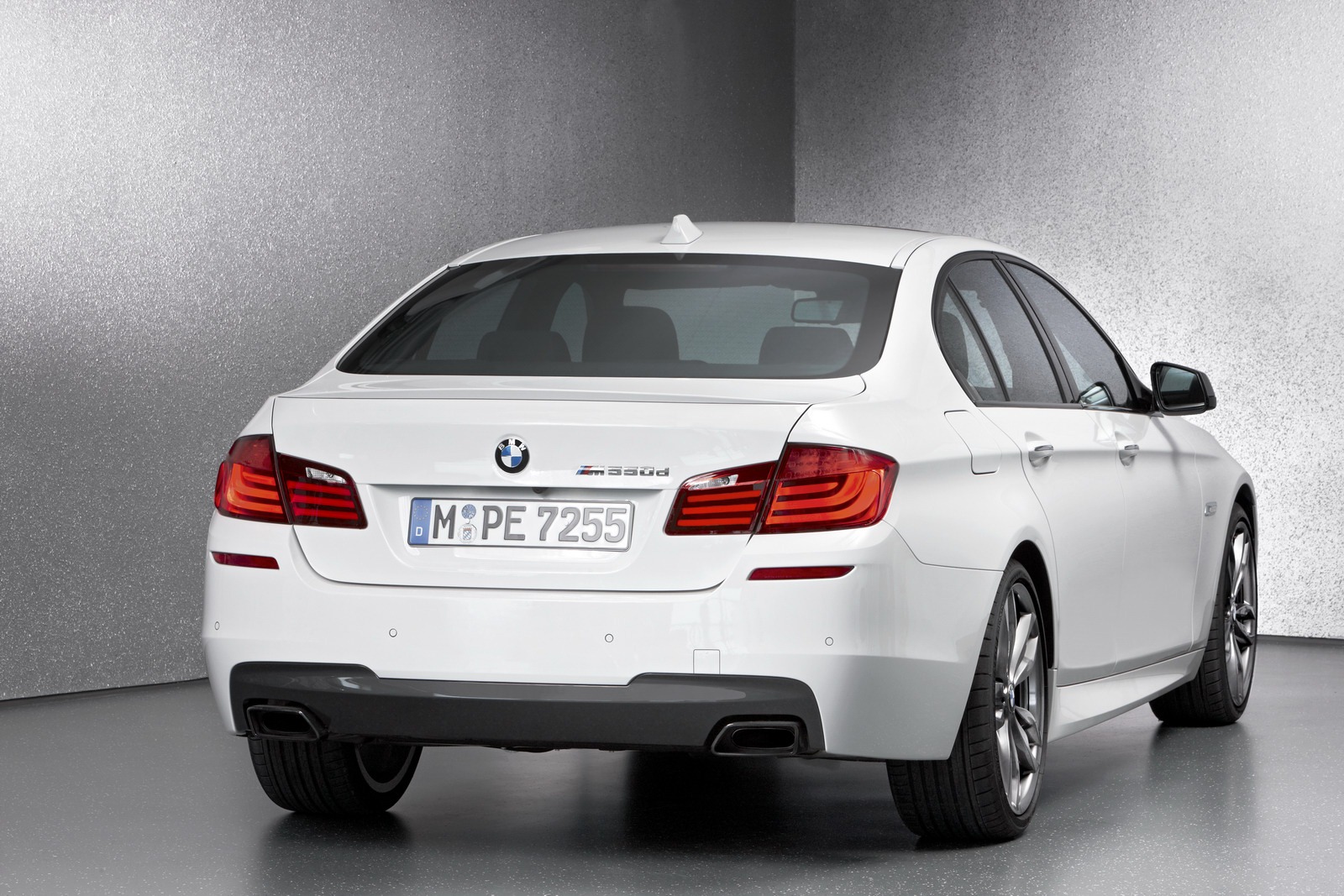[BMW-M550d-3%255B2%255D.jpg]