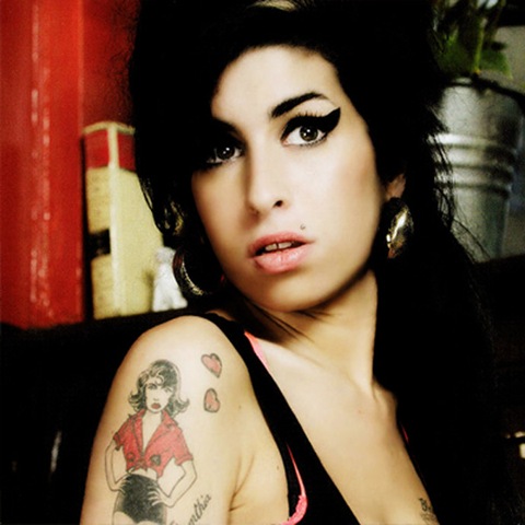 [Amy-Winehouse-Invicioneiros%255B2%255D.jpg]