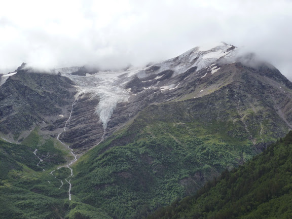 Glacier au-dessus de Terskol (Kabardino-Balkarie), 7 août 2014. Photo : J. Marquet