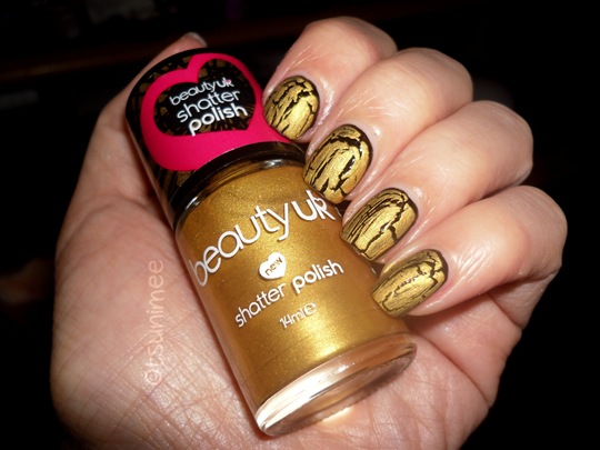 beautyuk-night-fever-gold-shatter-polish06