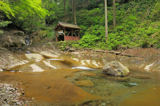 竜鎮の滝